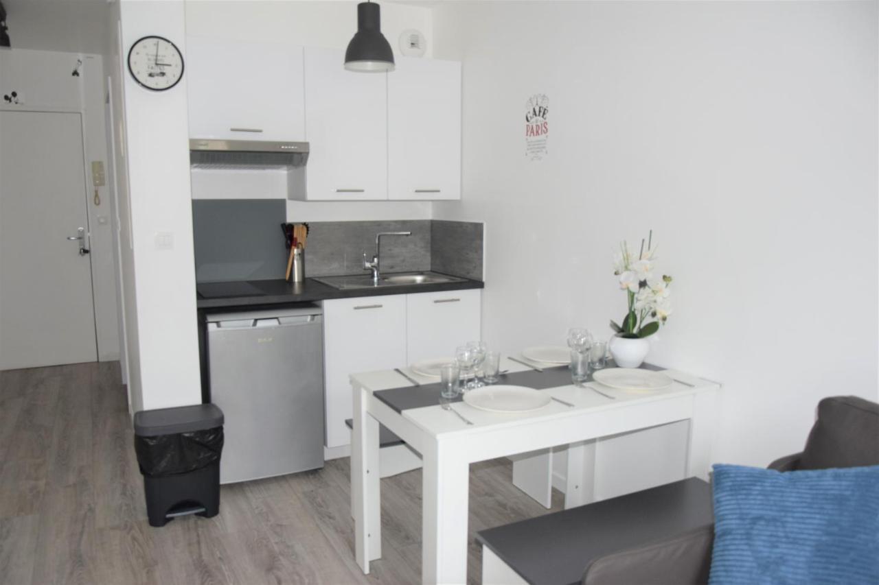 Apartment Dreams Paris